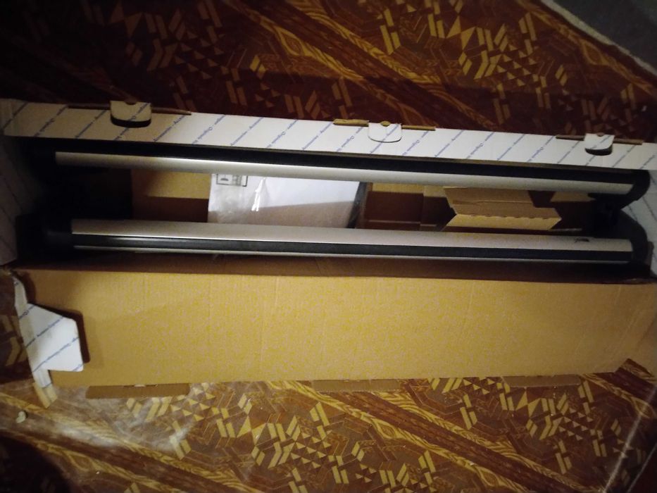 Продам рейлінги - поперечини VW Passat Limousine 05 оригінал VAG