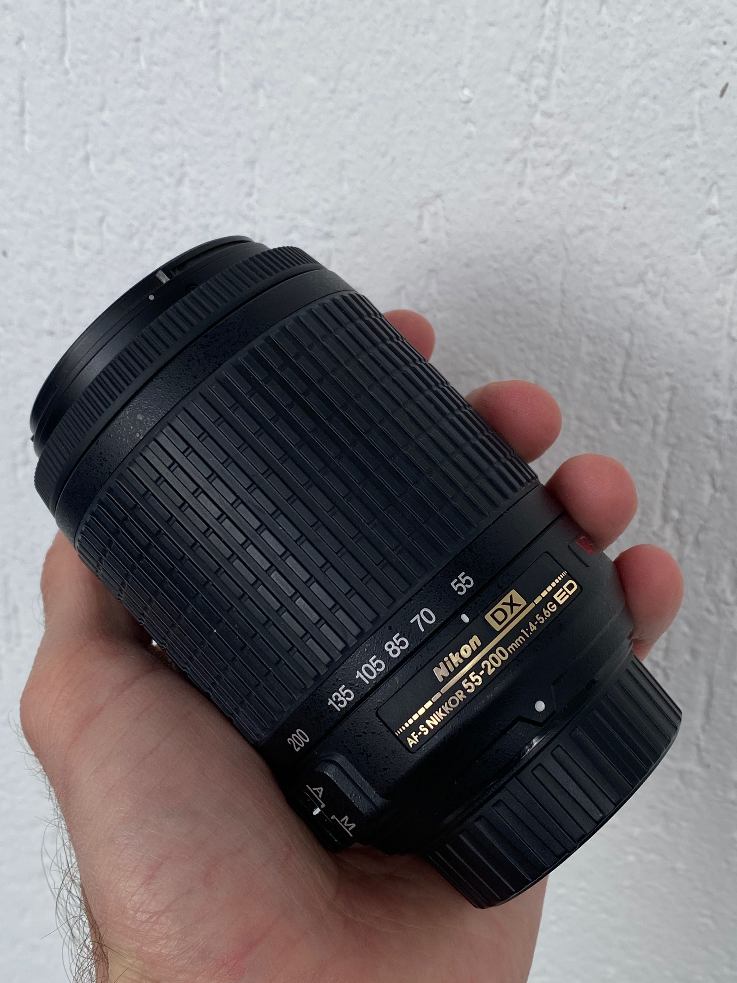 Nikon AF-S DX VR Zoom-Nikkor 55-200mm f/4-5.6G IF-ED