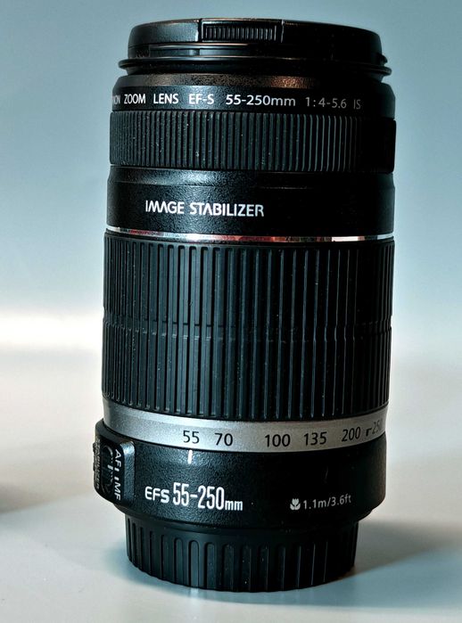 Obiektyw Canon EF-S 55-250mm 1:4-5,6 IS Super Zoom 2x Dekle 4 Adaptery