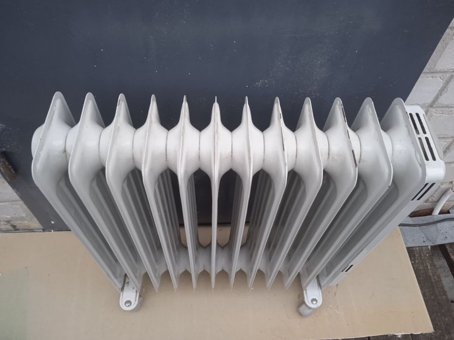 Масляний обігрівач