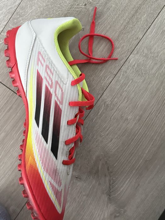 adidas F50 League TF – białe. 44 2/3