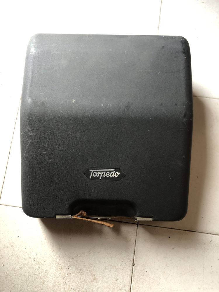 Maquina de escrever antiga para decoraçao