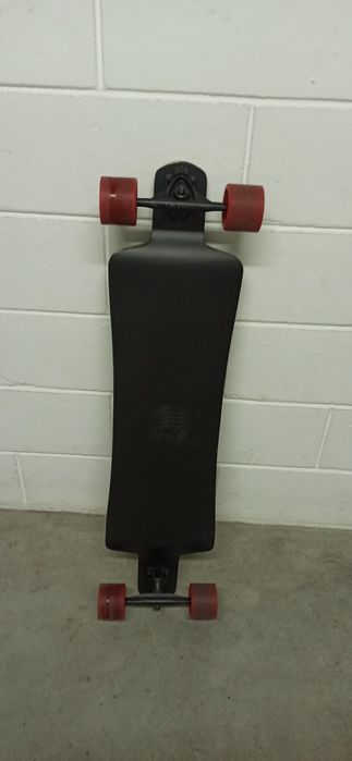 Skate Longboard downhill Slide