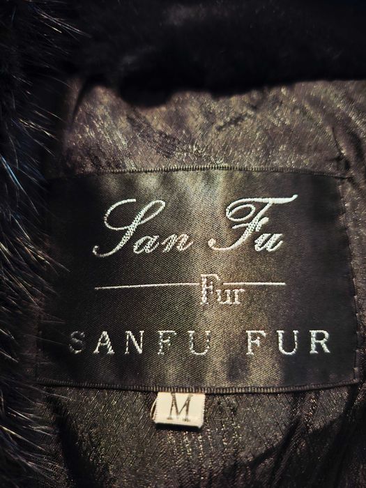 Норкова шуба.Розмір М(але скоріше підійде на (S-XS)