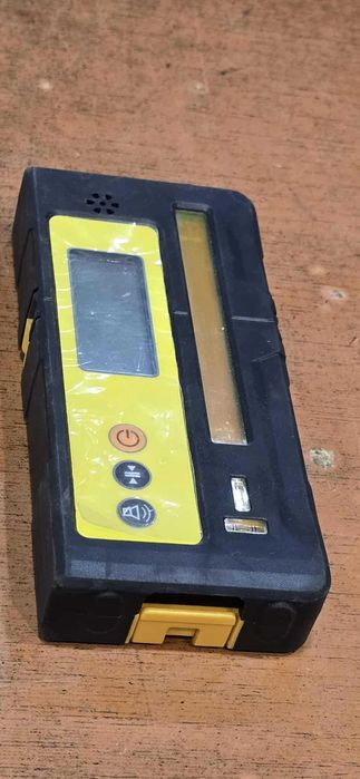 Odbiornik laserowy do niwelatora Geomax zrb90
