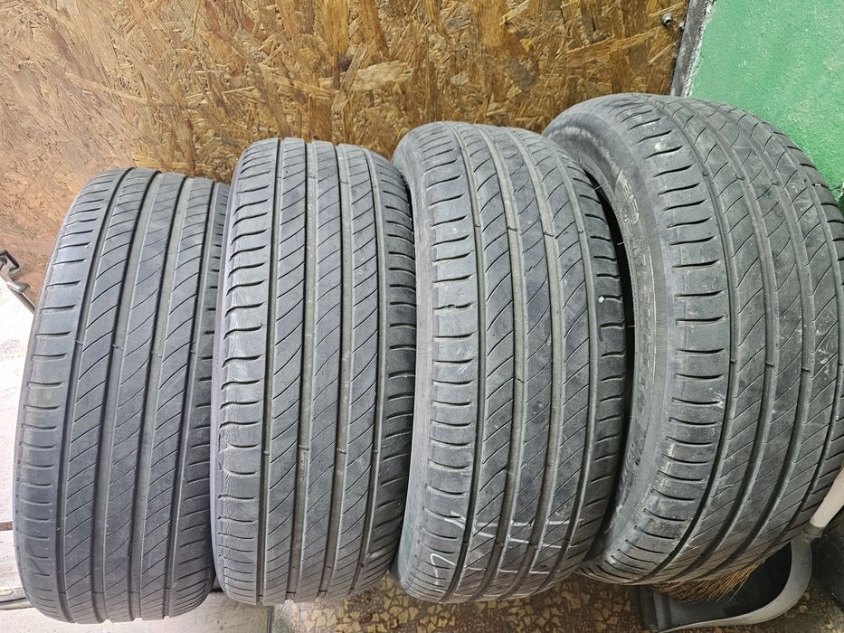 Продам комплект шин Michelin Primacy 205 55 r16