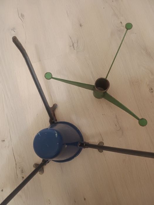 Підставка під ялинку