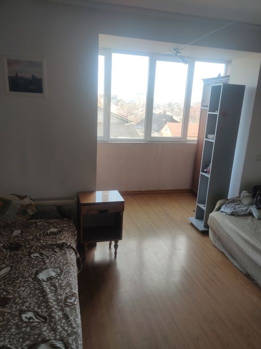 Оренда місця в кімнаті, 2500 грн