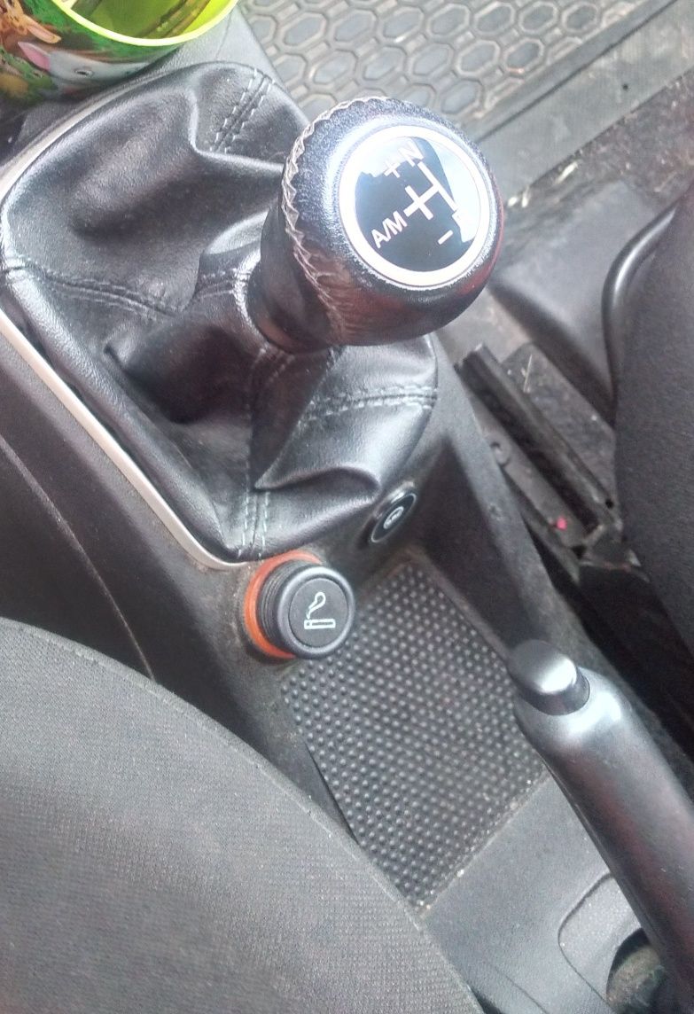 Auto Fiat grande punto 1,4 2006r