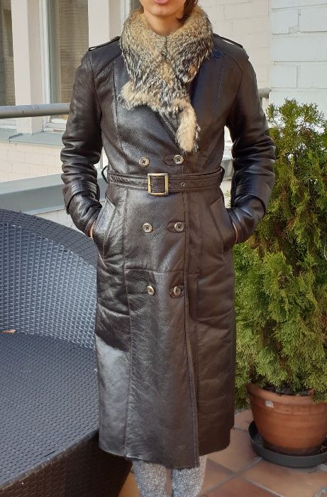 Женское зимнее кожаное пальто