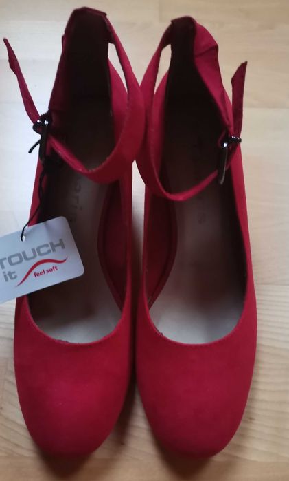 Eleganckie buty Tamaris