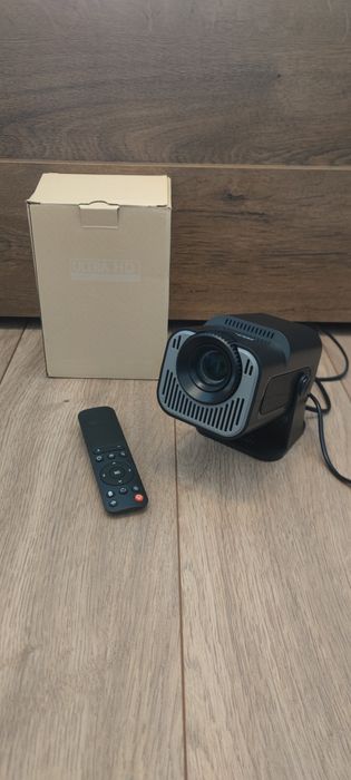 Проектор HY320 mini новий