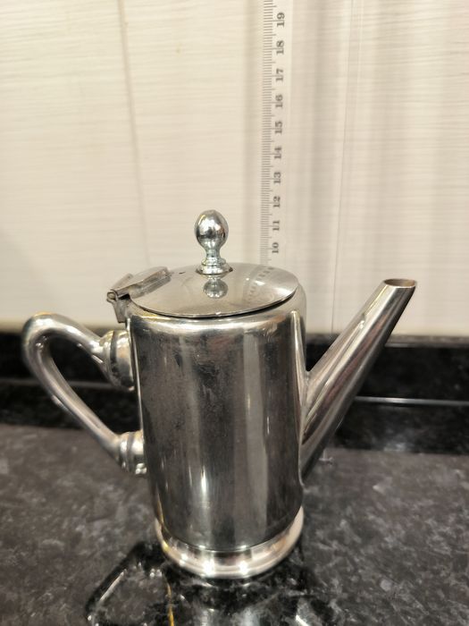 Bules para chá como novos