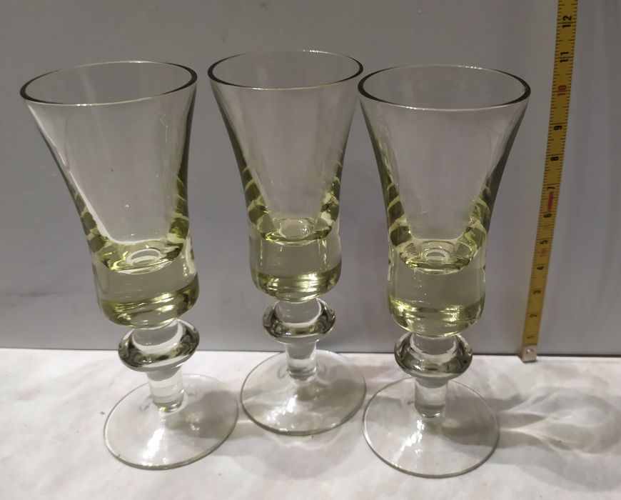 Різний посуд. Глечик, заварник, ваза, рюмки