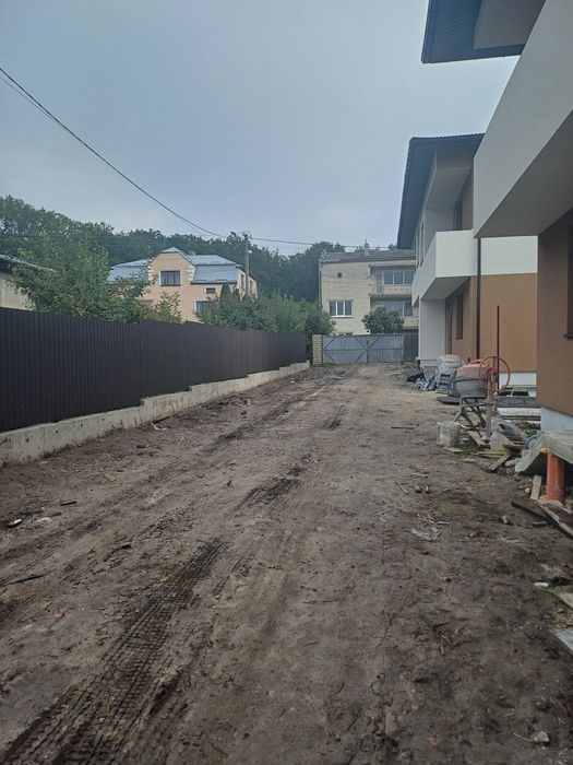 ЗБУДОВАНИЙ таунхаус,ціна 1-кімнатної квартири у Оброшино!Без комісії!