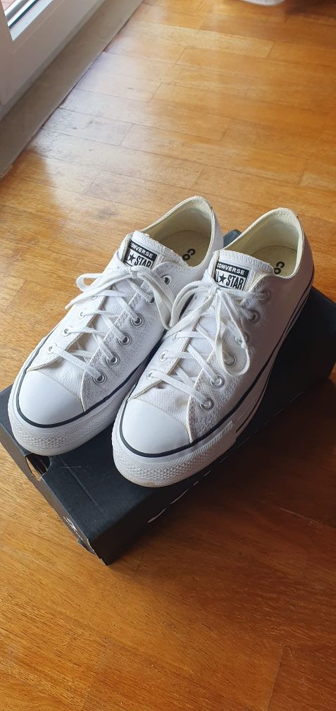 All Star brancas plataforma para sexo feminino