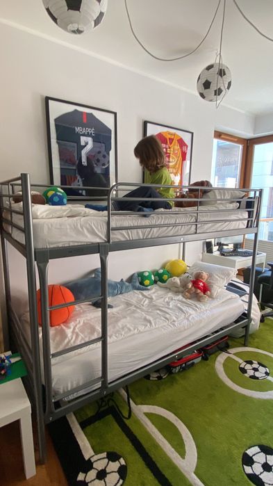 Łóżko piętrowe SVARTA IKEA