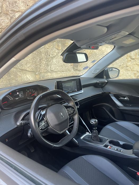 2020 Peugeot 2008 Allure