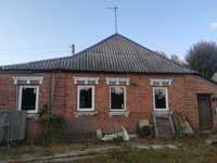 Дом 70м у реки Б.Даниловка, Караван, в состоянии ремонта