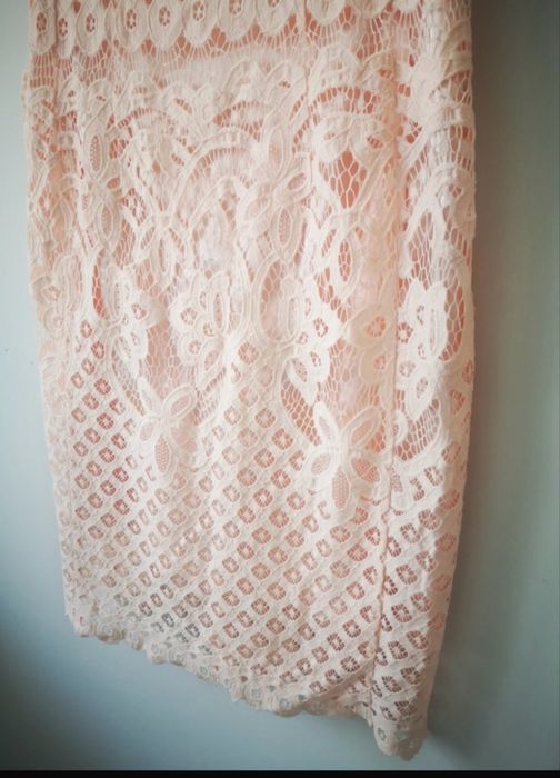 Sukeinka na wesle jasny roz koronkowa M