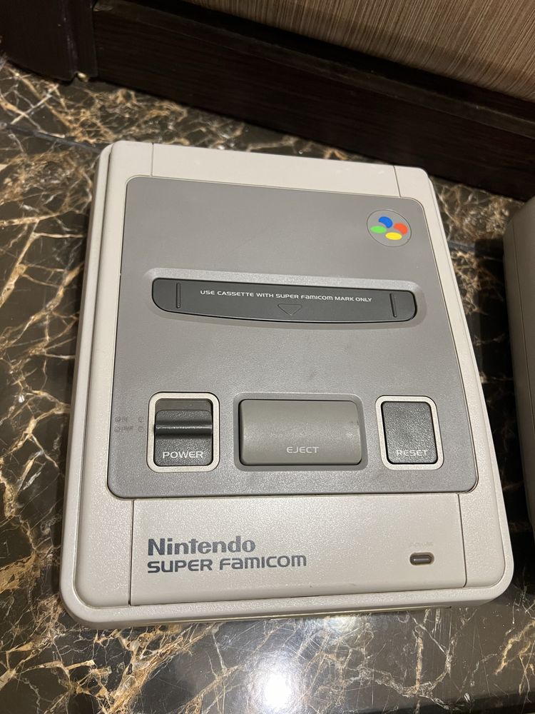 Приставки  Nintendo super famicom