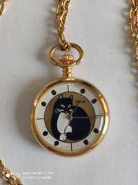 Używany zegarek kieszonkowy naszyjnik złoty kolor z kotkiem