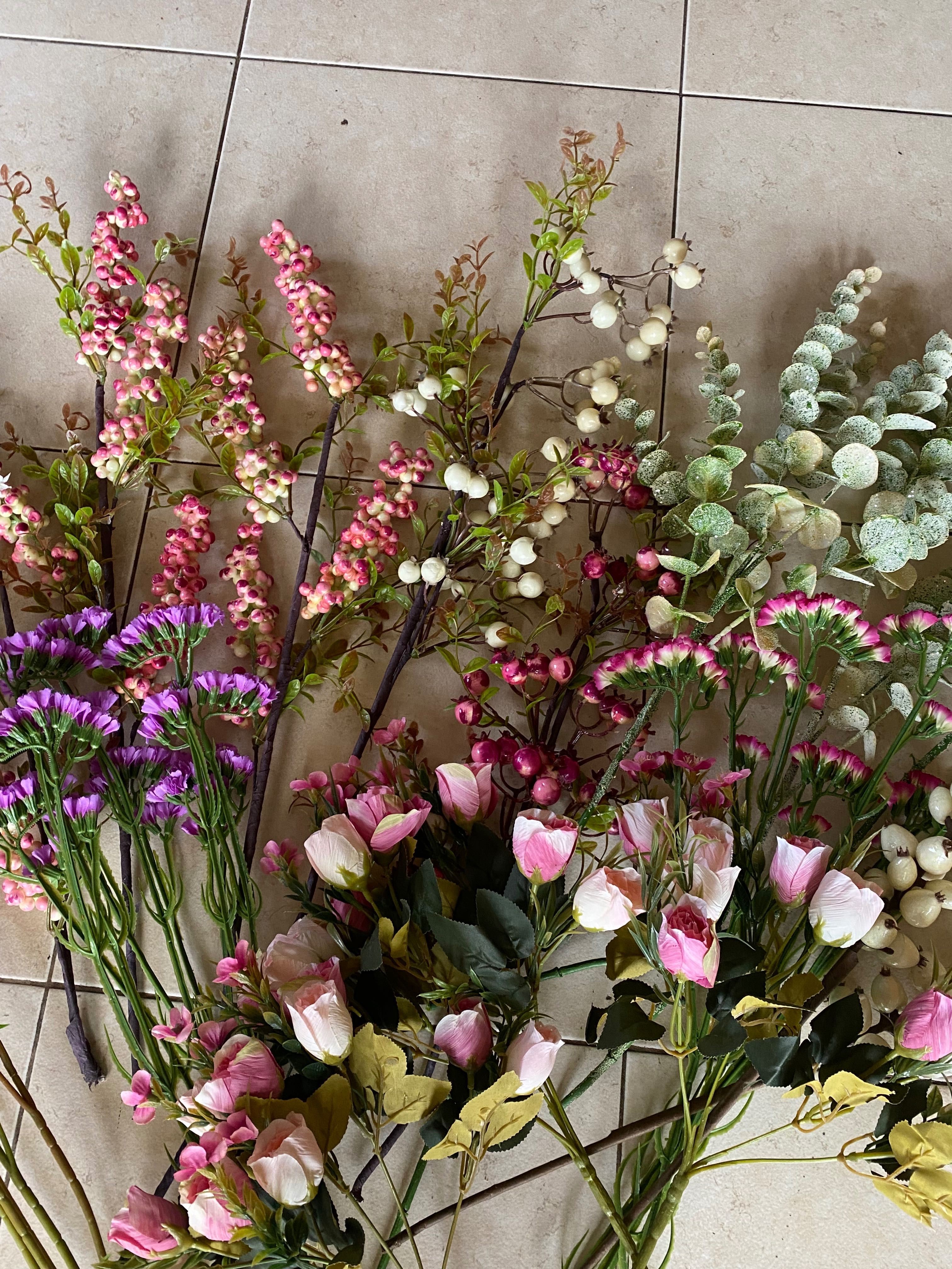 Arranjo com flores artificiais SEM ENTREGA