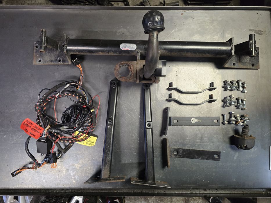 Hak holowniczy Bosal BMW e36