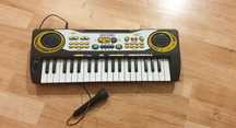 Electronic Keyboard z mikrofonem