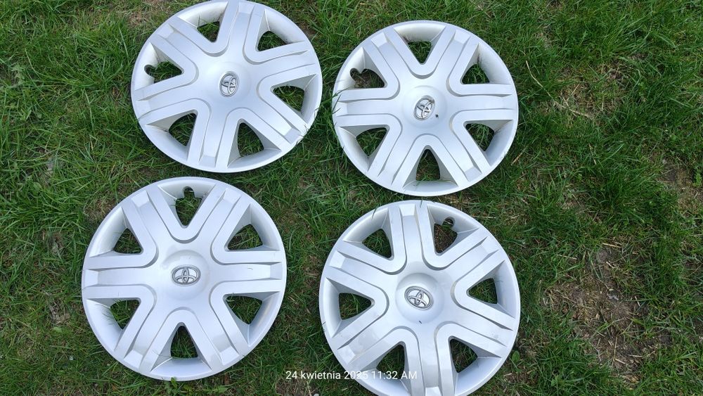 Koła stalowe 16 cali Toyota, Czujniki TPMS, oryginalne kołpaki