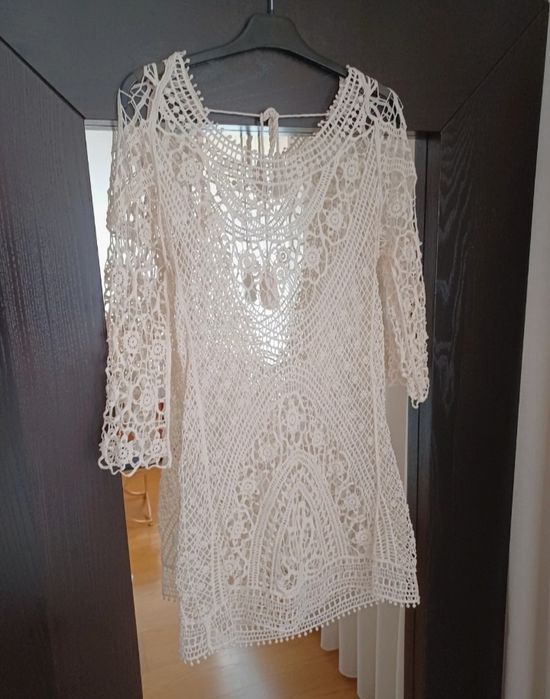 Vestido praia renda sem costas