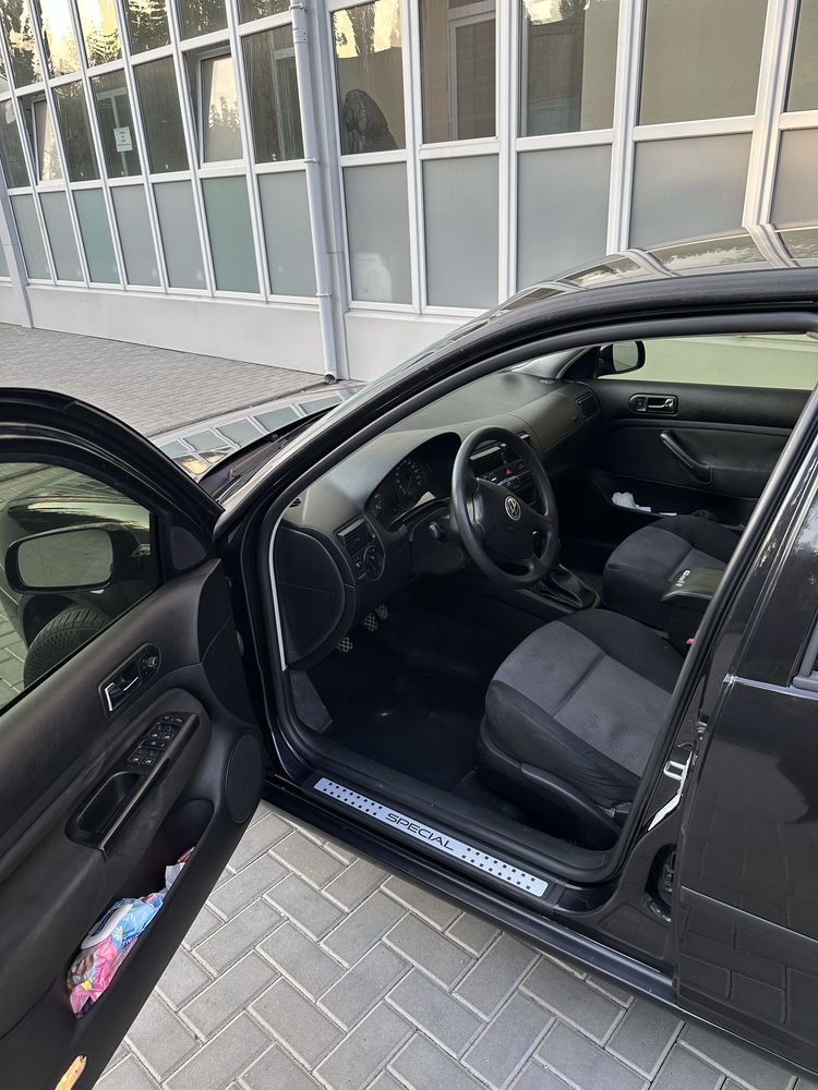 Volkswagen golf 4 2002 рік. Ідеал ! Торг !