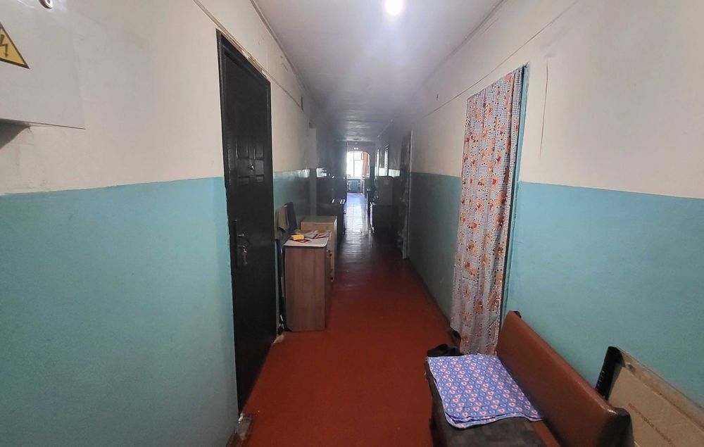 Продаж КІМНАТИ (13,4 кв. м) вул. Фільтрова, буд.2, 3-й поверх, торг.