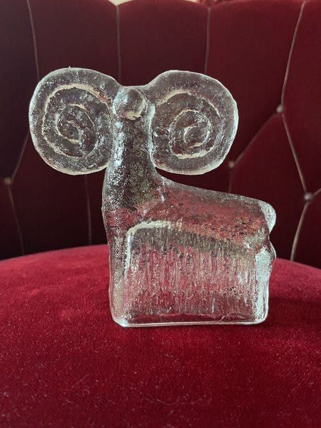 Figurka Baran Pavla Pánka – Rarytas dla Kolekcjonera ze Szkła Union