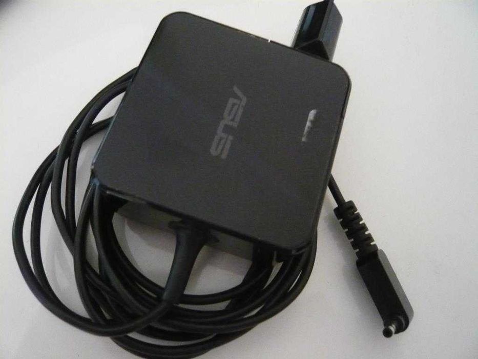 Carregador Asus 19 V 2,37 A (original)
