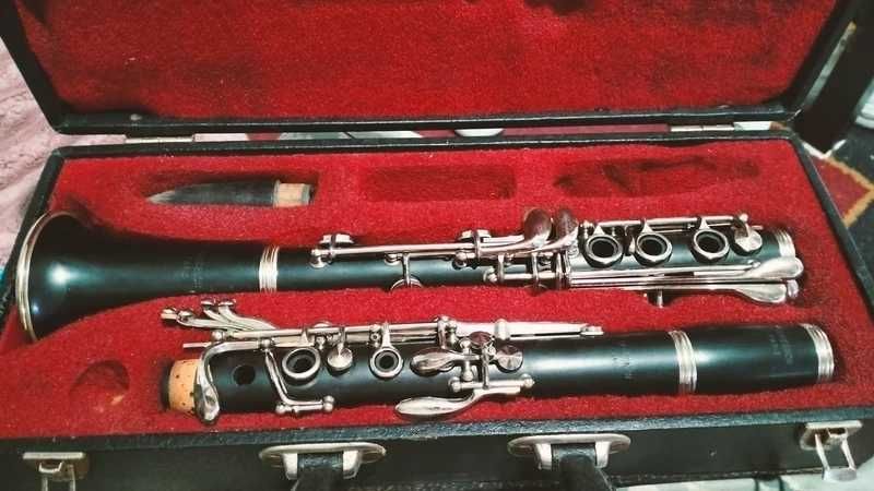 Clarinete Cousnon