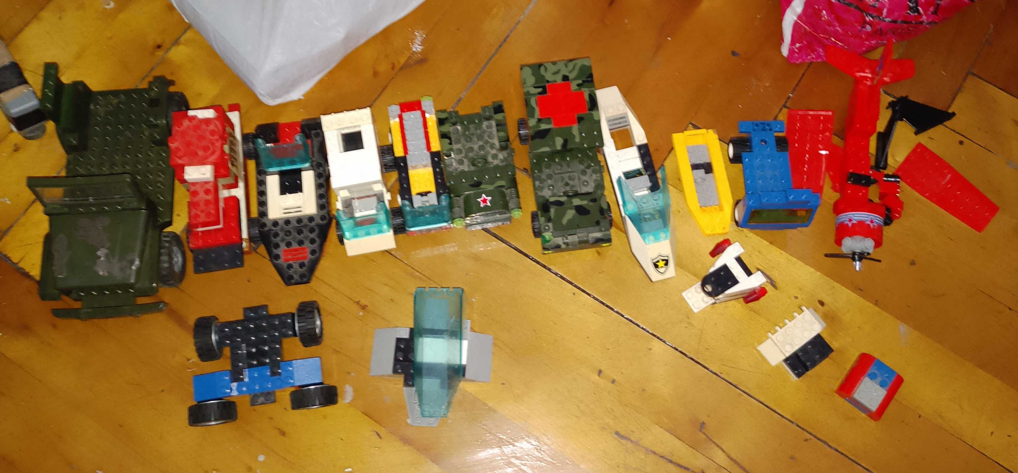 Детский конструктор и игрушки/конструктор Лего.