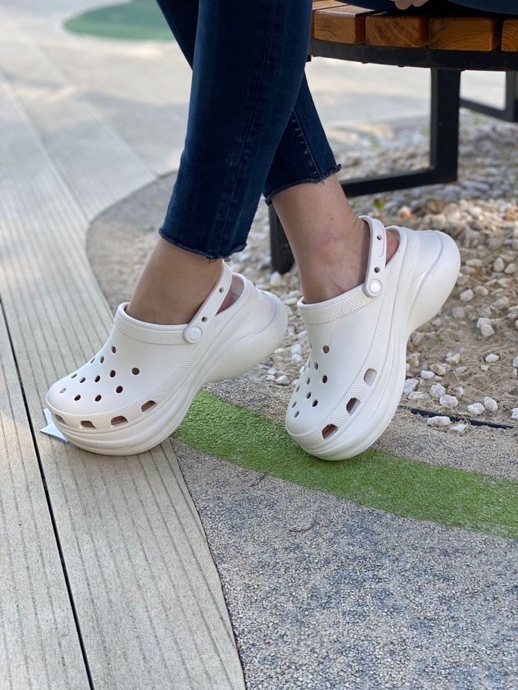 Снова в наличии Crocs Classic Bae Clog на платформе