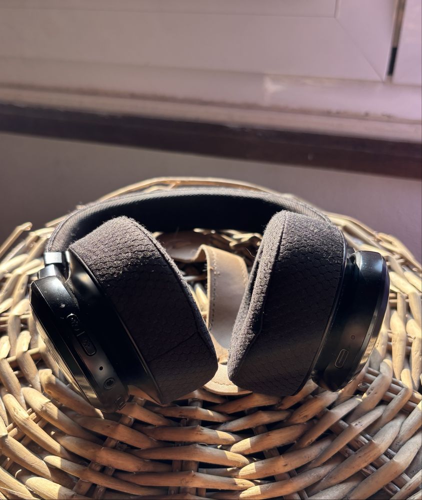 JBL Live 660NC (Bluetooth)