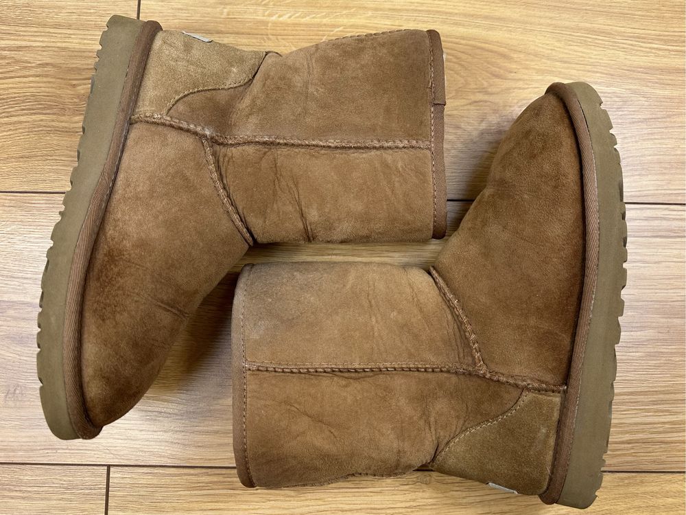 Buty UGG W Classic Short s/n 5825