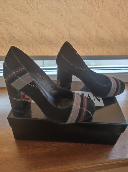 Туфли женские замшевые