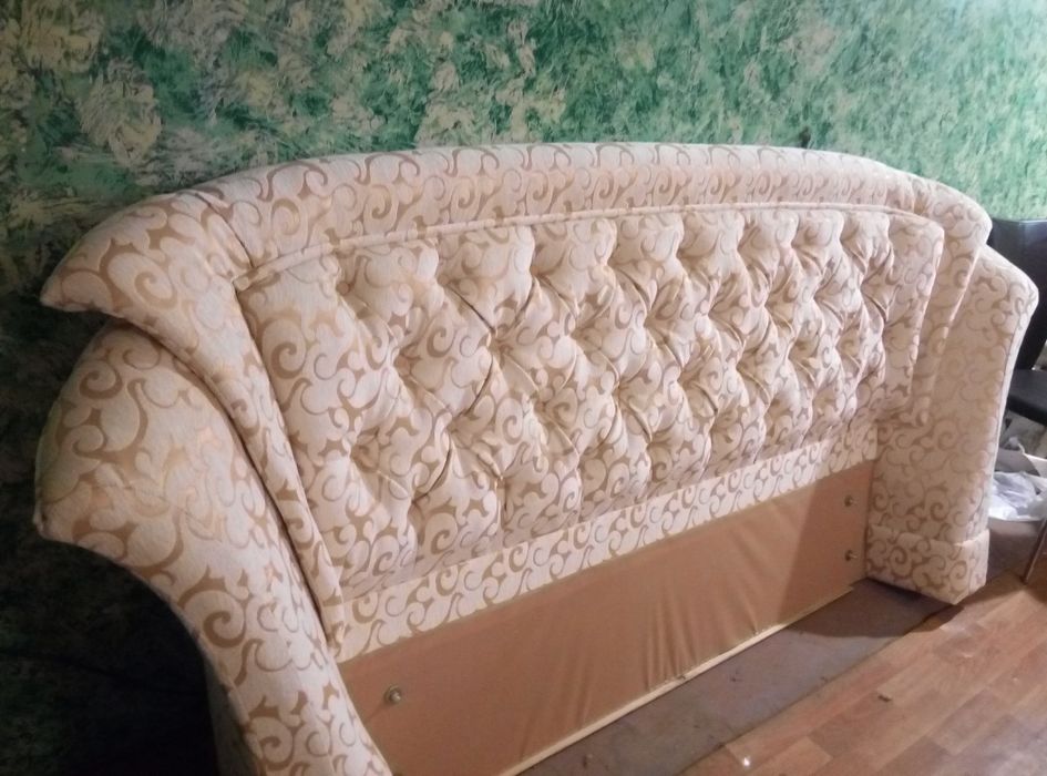 Перетяжка изголовья.изголовье по заказ