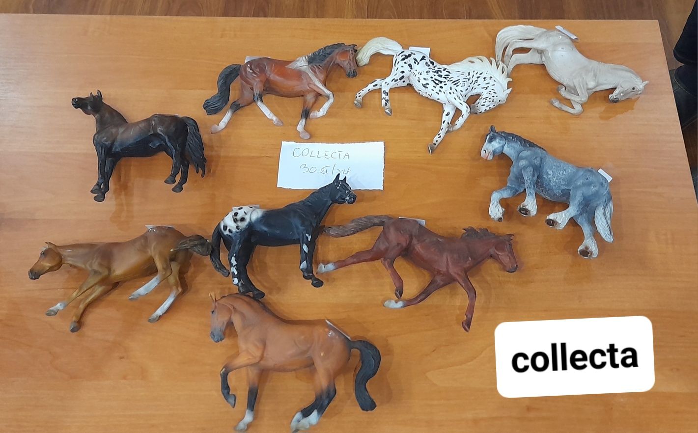 Figurki koni firmy Collecta