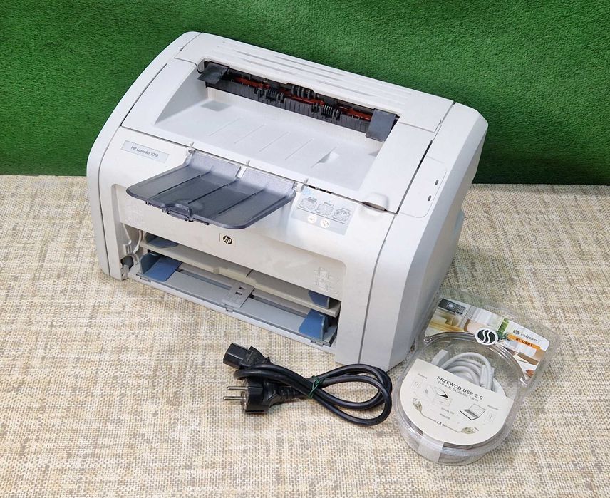 Drukarka laserowa HP 1018 - toner i kable