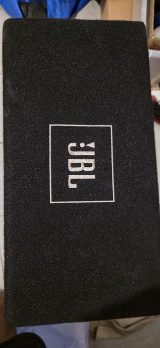 Subwoofer JBL cs1204b e amplificador 

25