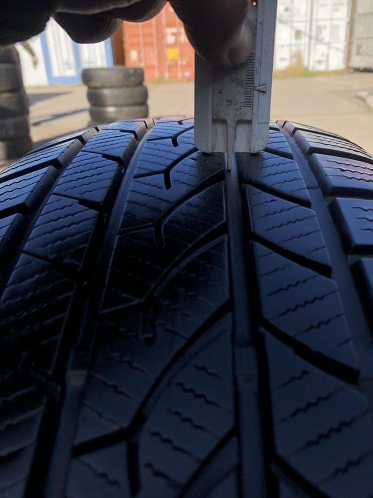 Opony używane Falken 235/60r18 107H Eurowinter HS439 -2szt Dot2911 7mm