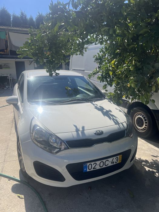Kia rio comercial