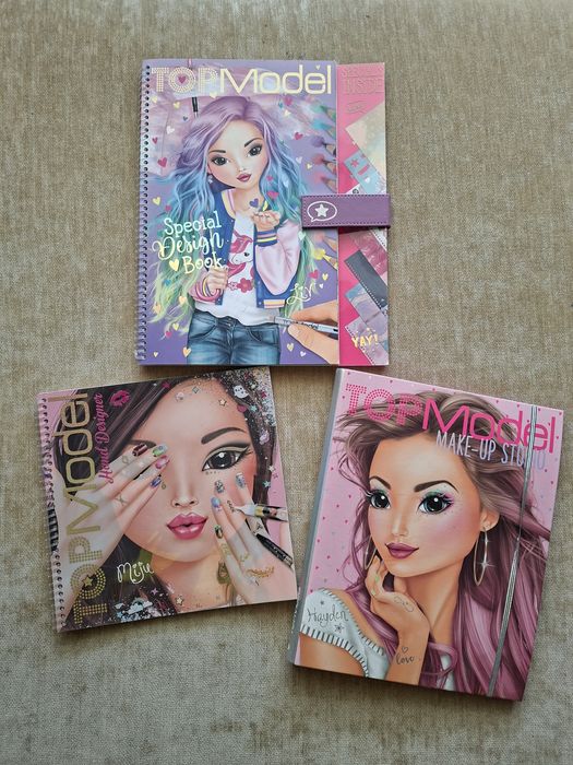 Top model вживані манікюр, макіяж, одяг