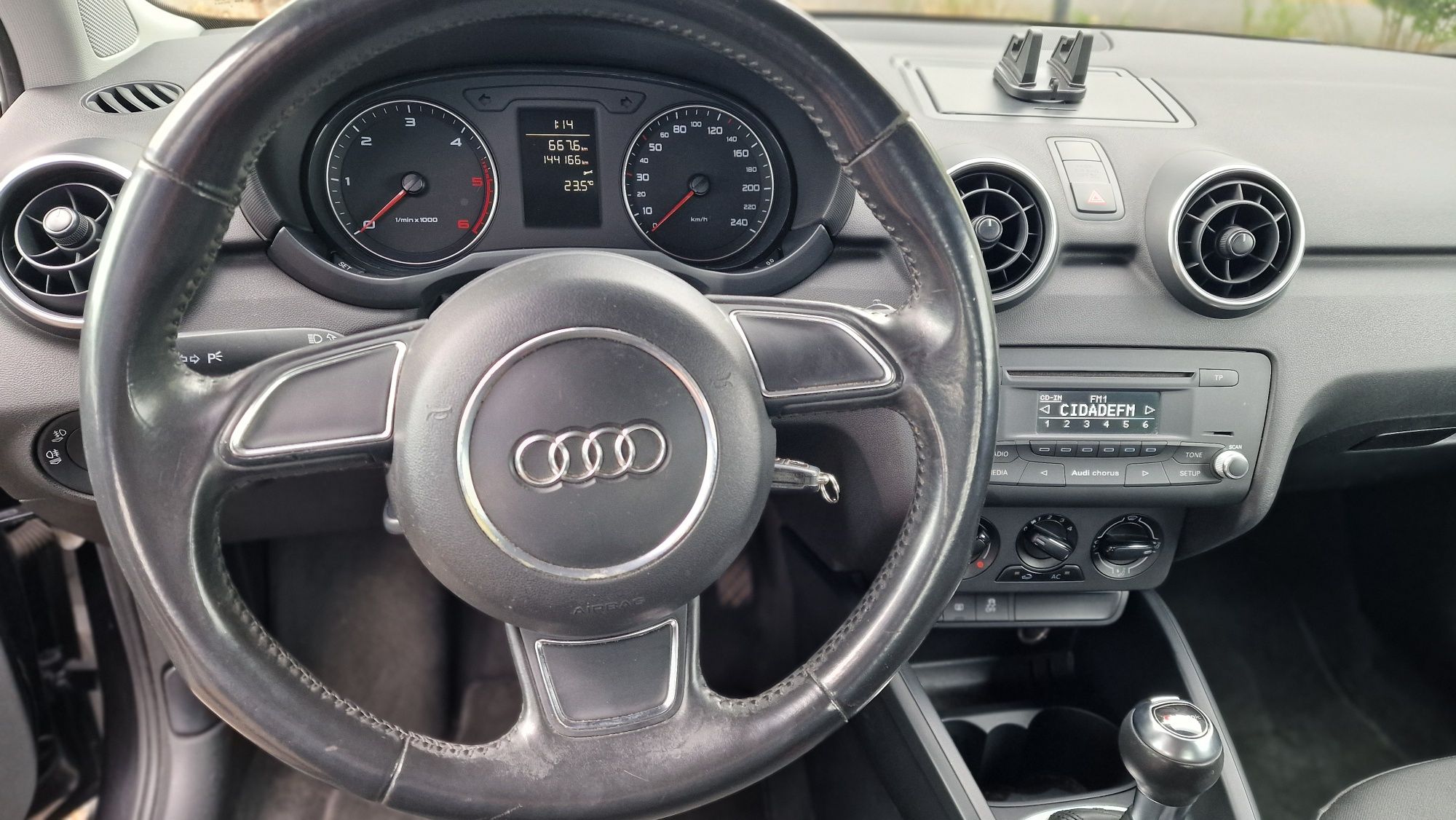 Audi A1 1.6 TDI Automático [irrepreensivel]