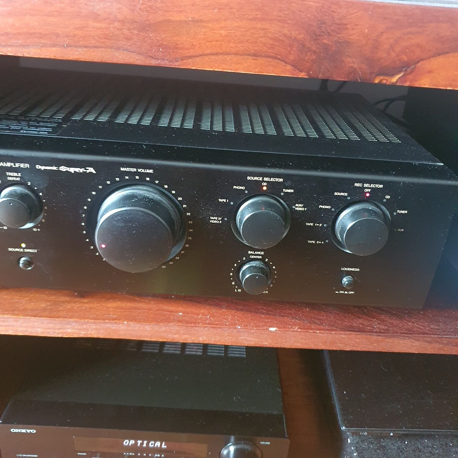 Jvc Ax R 562 Xbk
Sprzęt bardzo za